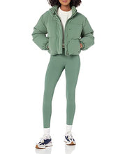 Amazon Essentials Women's Crop Puffer Jacket (Available in Plus Size), Neon Pink, 4X