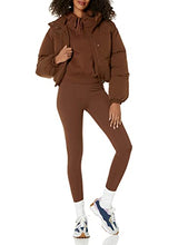 Amazon Essentials Women's Crop Puffer Jacket (Available in Plus Size), Neon Pink, 4X