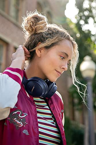 Bose QuietComfort 45 Bluetooth Wireless Noise Cancelling Headphones - White Smoke