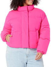Amazon Essentials Women's Crop Puffer Jacket (Available in Plus Size), Neon Pink, 4X
